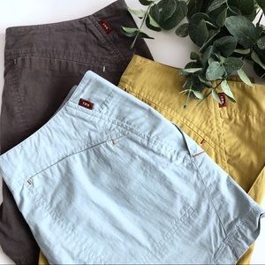 REI 6 Pocket Shorts Aqua Green Gray